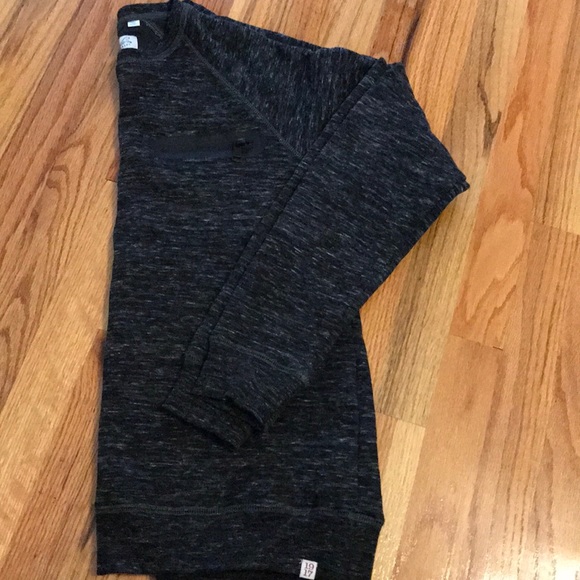 Sovereign Code sweater - Picture 6 of 7